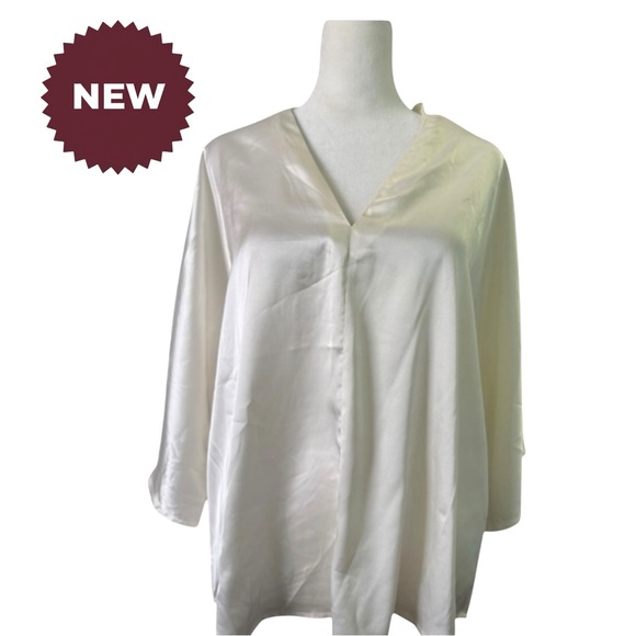 Banana Republic Tops - Banana Republic Cream Satin Women's Top Classic NWT